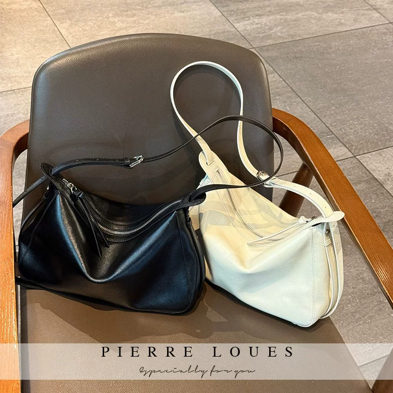 Capacious one-shoulder bag for leisure, universal leather shoulder bag, genuine leather