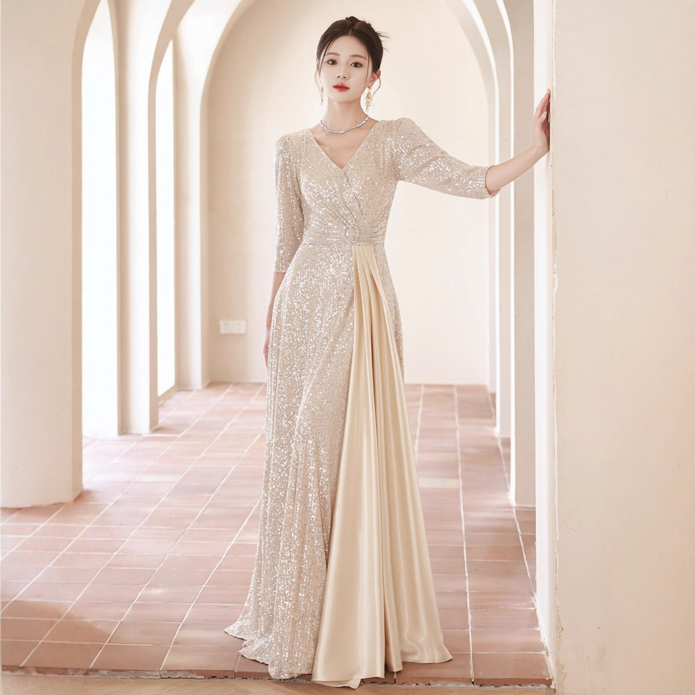 Champagne-Colored Evening Dress for Women 2026 New Style High-End Elegant Light Luxury Niche Classy Host Sequin Performance Dress