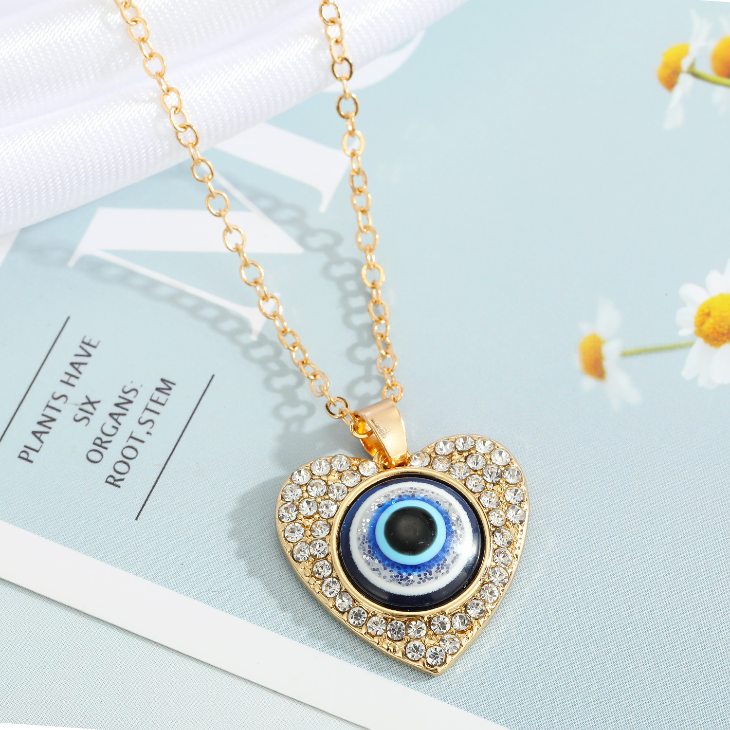 Turkey Blue Eye Pendant Alloy Diamond Necklace Wholesale Nihaojewelry display picture 3