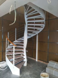 楼梯及配件;冲压加工;其他梯类