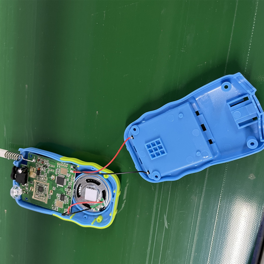 3公里距离通话儿童对讲机 户外远程互动玩具 迷你儿童对讲机批发