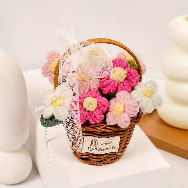 跨境爆款毛线花成品手工针织花泡芙手提篮永生花假花桌面摆件批发|undefined