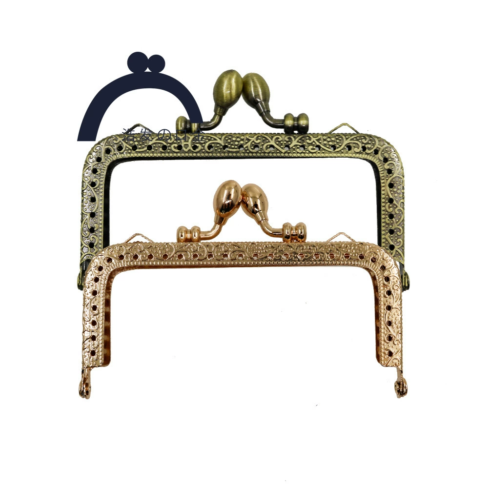 Двойная застежка для сумки с тиснением в виде головы автомобиля, квадратная, 8,5 см x 10,5 см, золотая