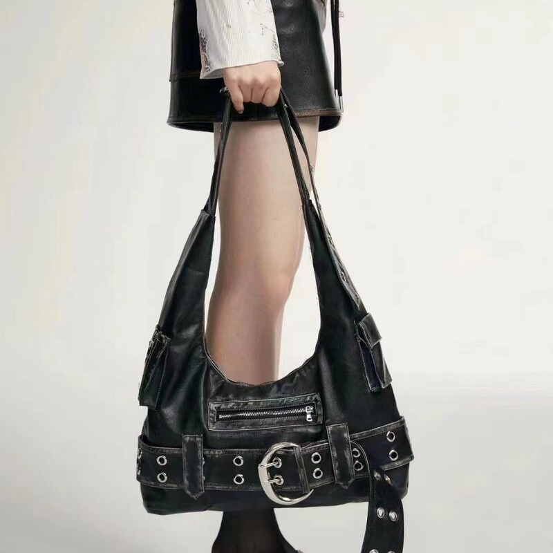 Vintage Tote Bag Women's Large Capacity High-class Black Armpit Charter Car Style Shoulder Bag Niche Design Sense Wandering Bag