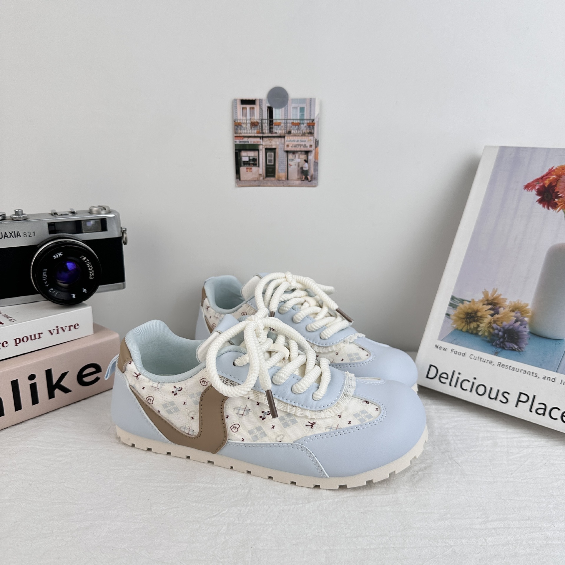 Zapatos de skate casuales de flores de ondas largas para mujeres 2025 nuevos zapatos de entrenamiento de verano de estilo