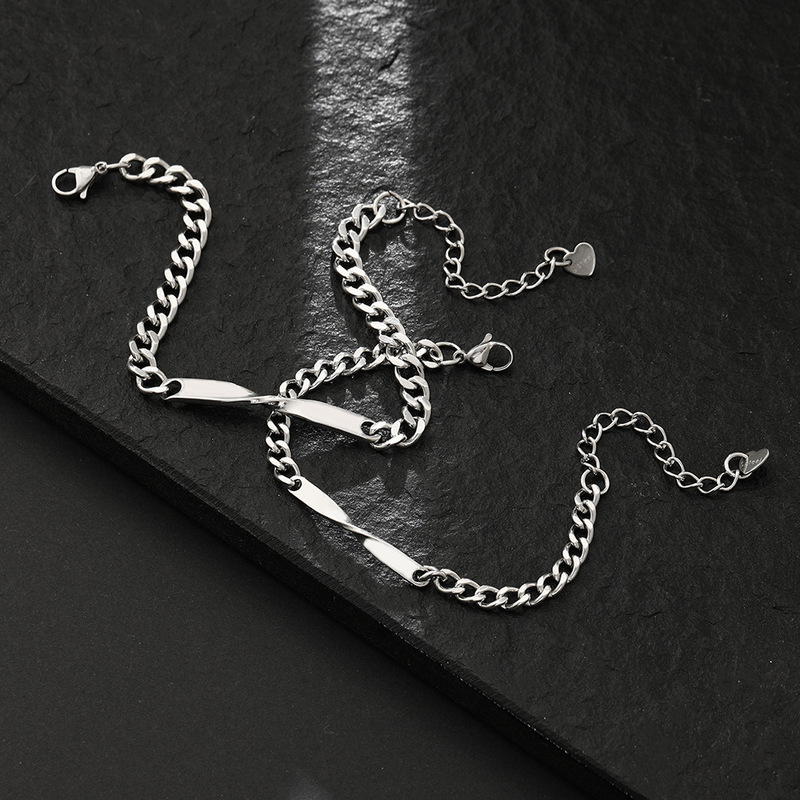 Stainless Steel Mobius Couple Bracelet with Laser Engraving Custom Logo Infinity Symbol Bracelet Valentine's Day Gift Stainless Steel Mobius Couple Bracelet with Laser Engraving Custom Logo Infinity Symbol Bracelet Valentine's Day Gift