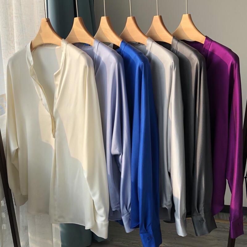 Niche Luxury Oversized Drop-Shoulder V-Neck Sand-Washed Silk Satin Shirt, One-Piece Cut, Long-Sleeve Shirt