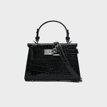 原创小众高级感鳄鱼纹凯莉包女时尚百搭通勤手提包梯形单肩斜挎包