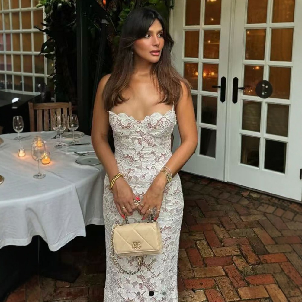 White Lace Tube Top Long Dress, European and American Socialite Style, Sexy, Slim-Fitting, Flattering Dress, Popular in Europe and America