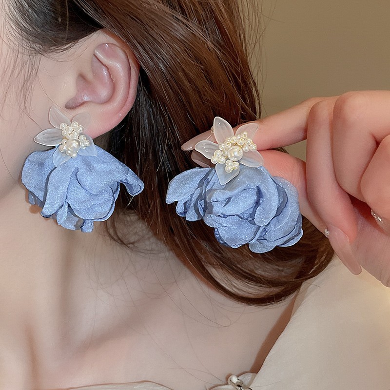 Aguja de plata, estilo de vacaciones azul, pendientes de lazo de flores suaves, pendientes de moda fresca, pendientes de ambiente dulce
