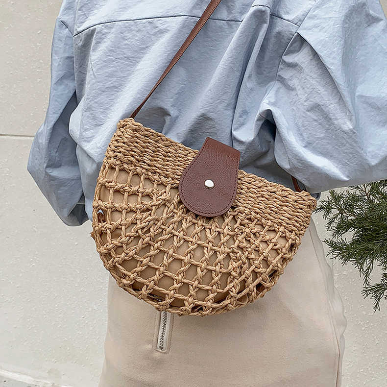 Fresh straw beach one-shoulder bag