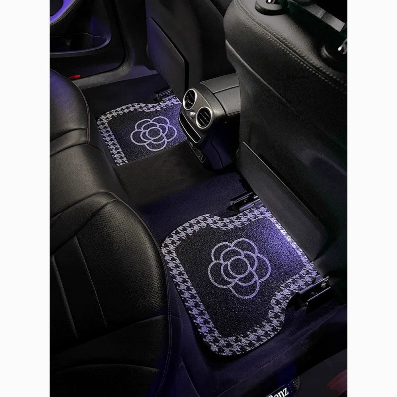 Автомобильные коврики Q5T для женщин, грязеотталкивающие, универсальные для водительского сиденья, с узором «камелия» из шелковой петли.