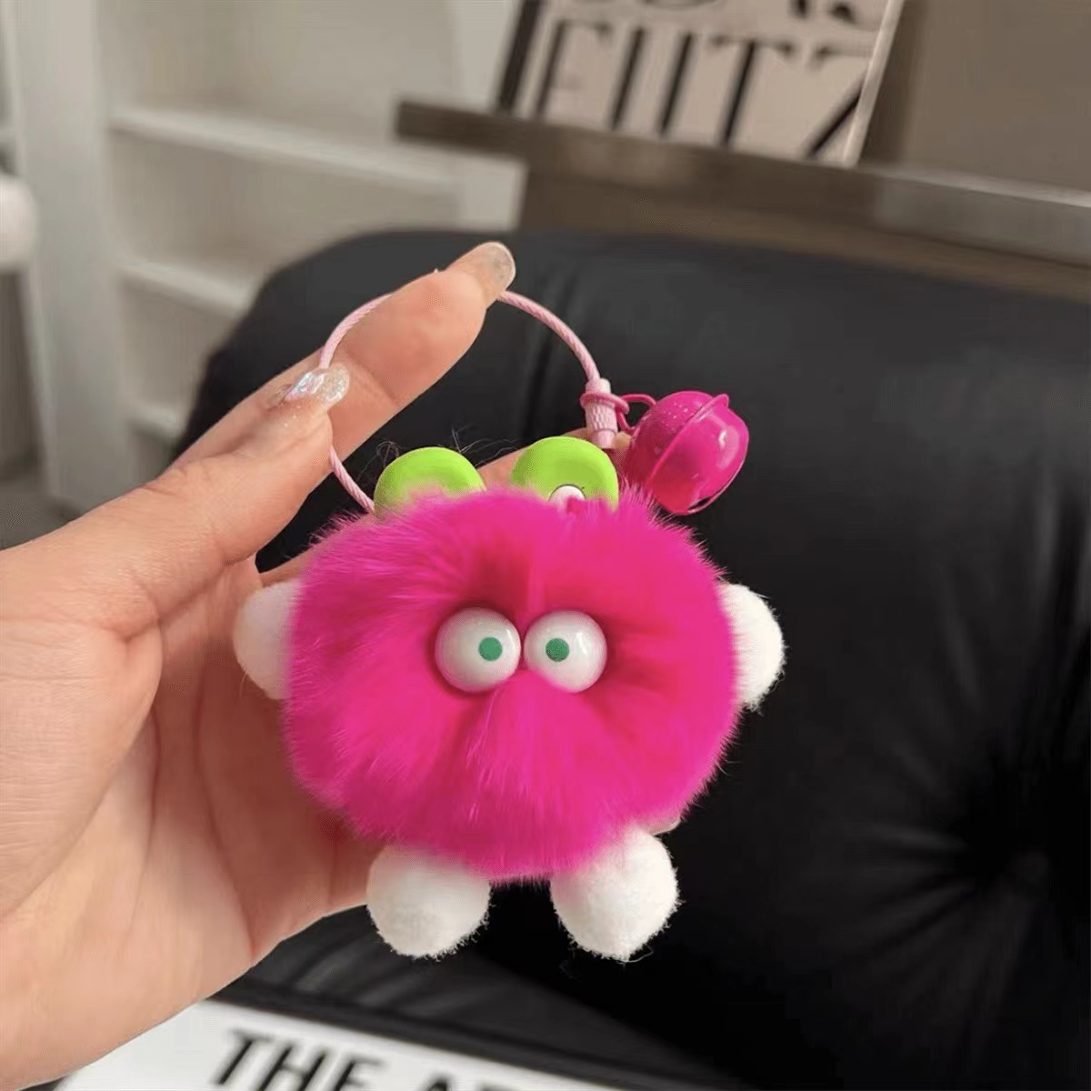 Lindo conejo Rex pequeña bolsa de cerdas colgante mochila cosas feas adornos muñeca dibujos animados llavero Coche