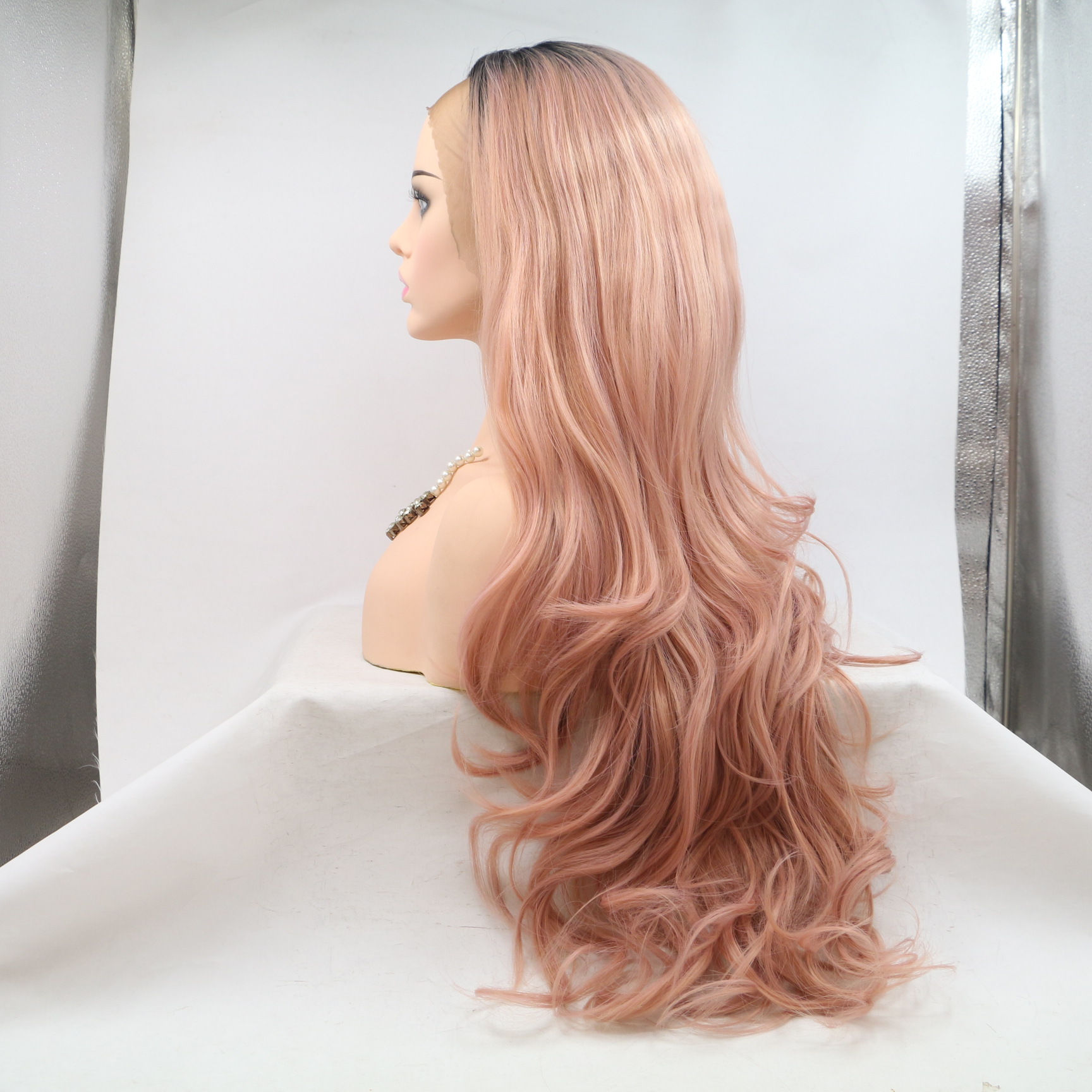 NEWLOOK 2021 Amazon rosa ondulado fibra química de alta temperatura pelucina de encaje frontal