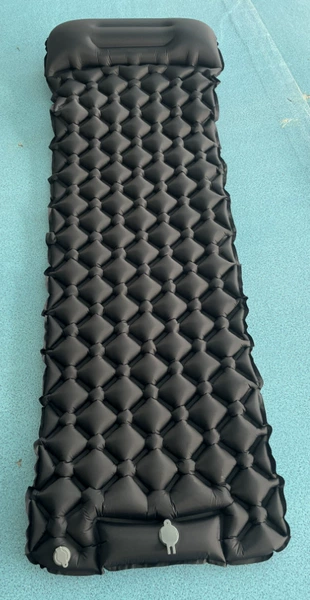 LT04 black foot-stand pillow [OPP bag]