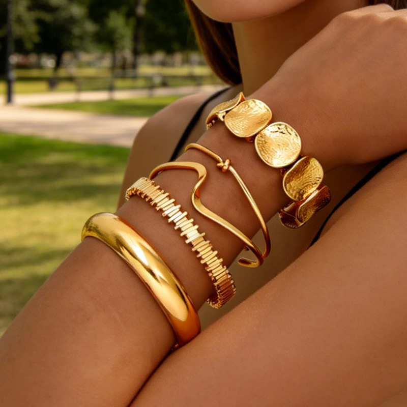 European and American Cross-Border Unique Niche Metal Bracelets, Exaggerated Multi-Layered Thick Chain Open Bracelet Set European and American Cross-Border Unique Niche Metal Bracelets, Exaggerated Multi-Layered Thick Chain Open Bracelet Set