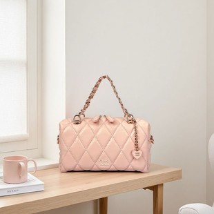 �����������^����ɫ����������Ů������μ�б������Sһ�����l