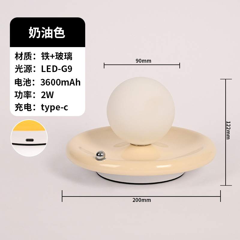 Lámpara decorativa con estilo elegante y cuentas tipo perla