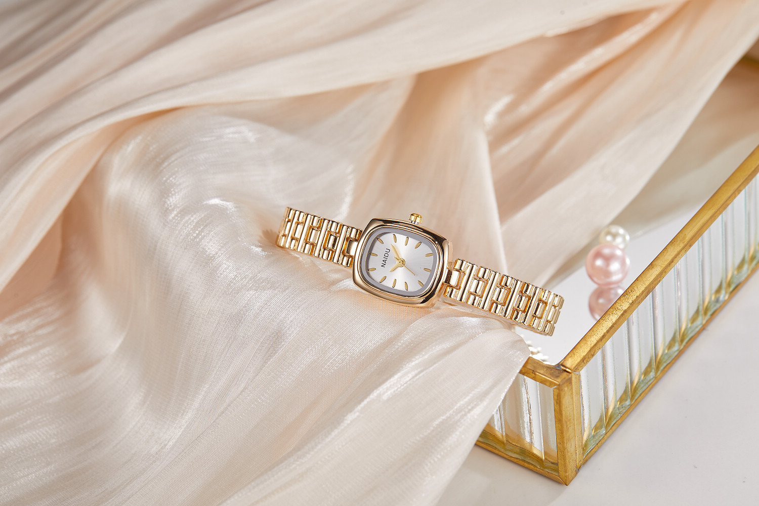 Vintage Inspired Women's Watch Elegant Quartz Timepiece For Daily_voghion.com