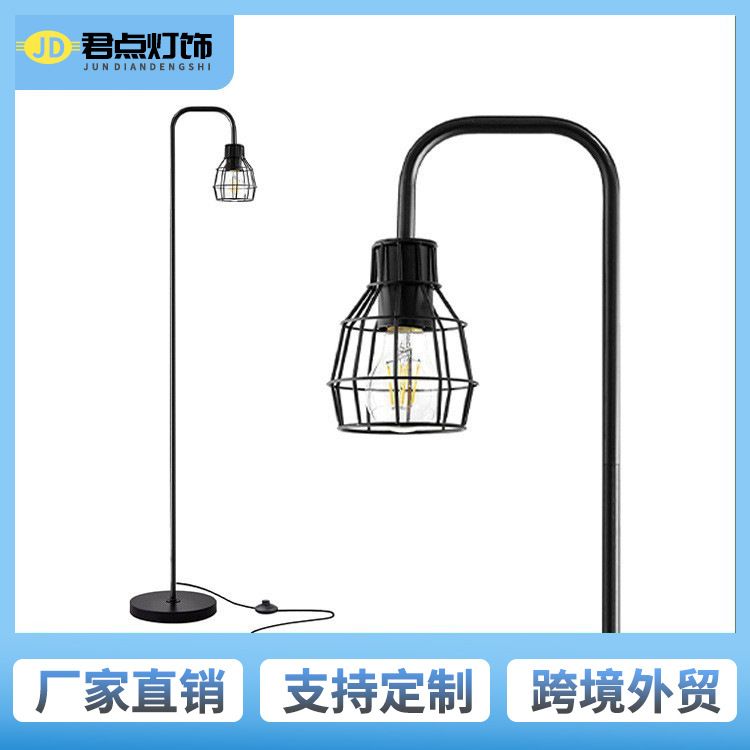 Luz de cabecera transfronteriza LED retrógrado campo americano interruptor de botón de carga USB fabricante de la ciudad antigua de Zhongshan lámpara de escritorio de dormitorio