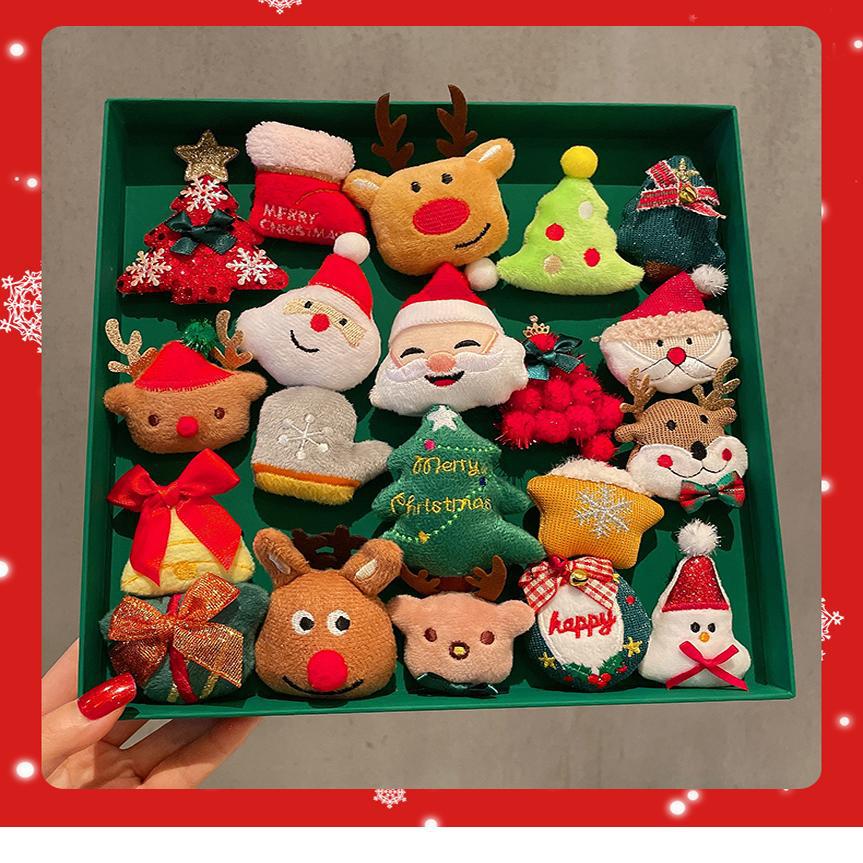 Broche de Navidad para mujeres regalos de alce pines para niños decoración de vacaciones pequeños regalos accesorios muñeco de nieve pequeños regalos image 4
