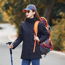 秋冬冲锋衣现货可脱卸滑雪登山服厂家直销情侣保暖风衣羽绒棉外套