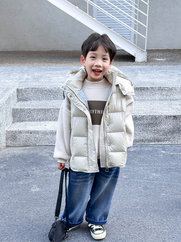 Ropa infantil para niños chaleco de pluma 90 blancos de invierno 2025, nuevo chaleco de aire extranjero para niños de mediana edad, abrigo cálido image 6