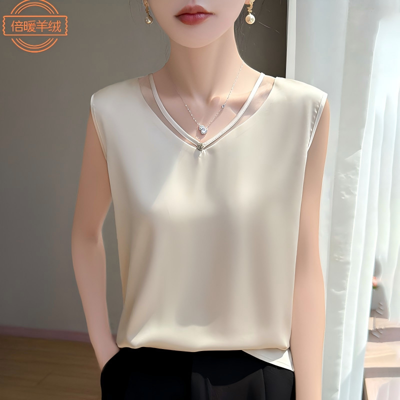 Light Mature Style V-Neck Lace Sleeveless Satin Vest for Women, New Faux Silk Slimming Inner Layering Top
