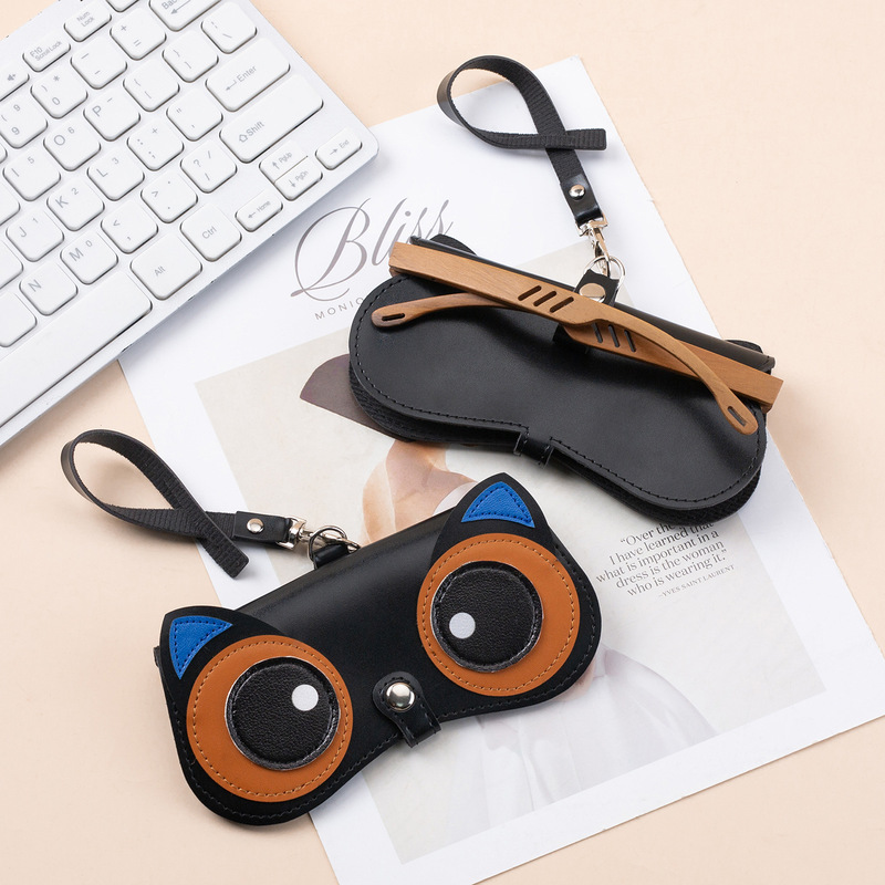 Cross-Border Personalized Glasses Bag for Going Out, Glasses Bag Pendant, Sunglasses Case, Goggles Clip, Glasses Case, Pu Sunglasses Bag