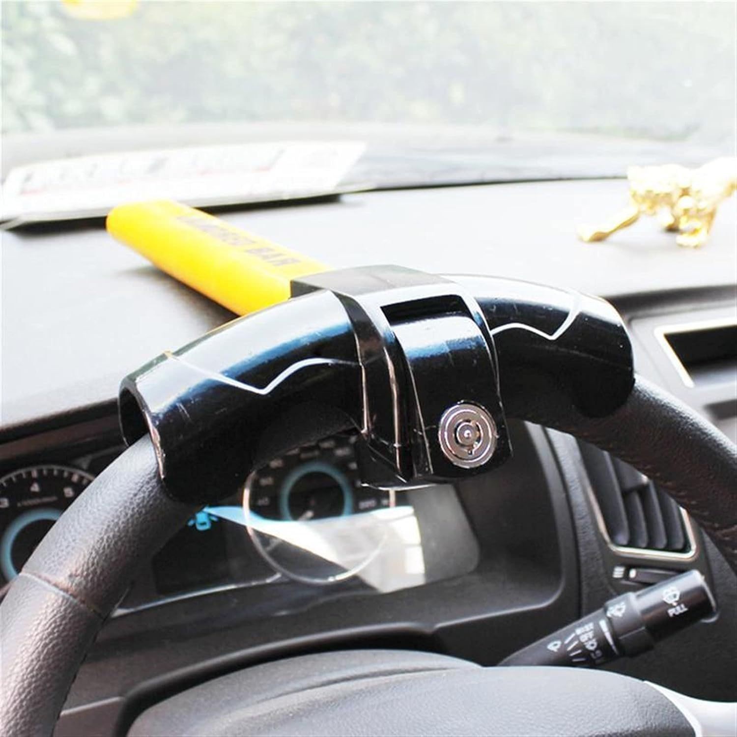 Car steering wheel lock T-type lock, metal thickened anti-theft lock, multifunctional car safety lock, portable universal car lock