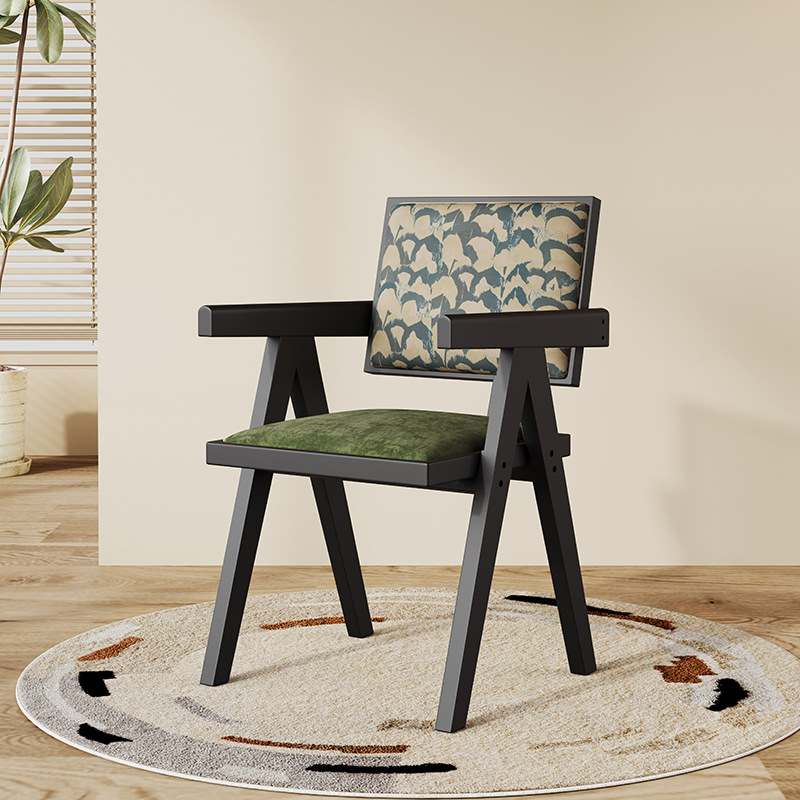 Sillas de comedor de madera maciza sillas medievales nórdicas con reposabrazos sillas K sillas de caña domésticas sillas de caña Chandigarh