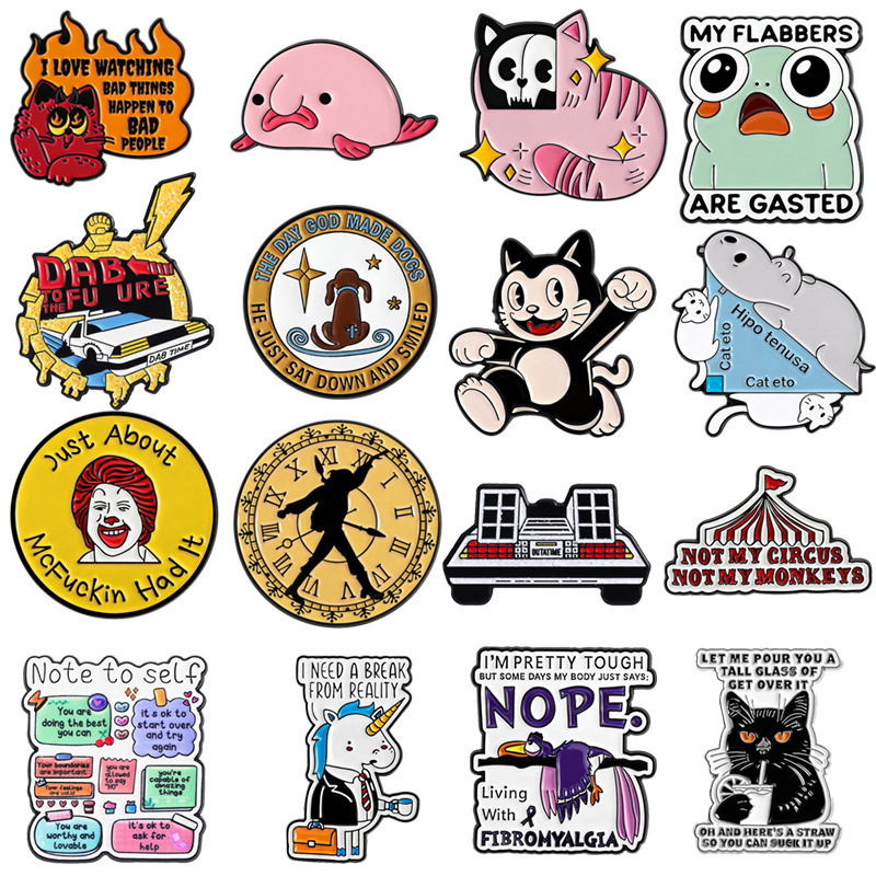 Funny and Quirky Badge Set with Cartoon Cats and Dogs/Funny Slogans and Trendy Phrases, Personalized Brooches, Creative Decorative Accessories