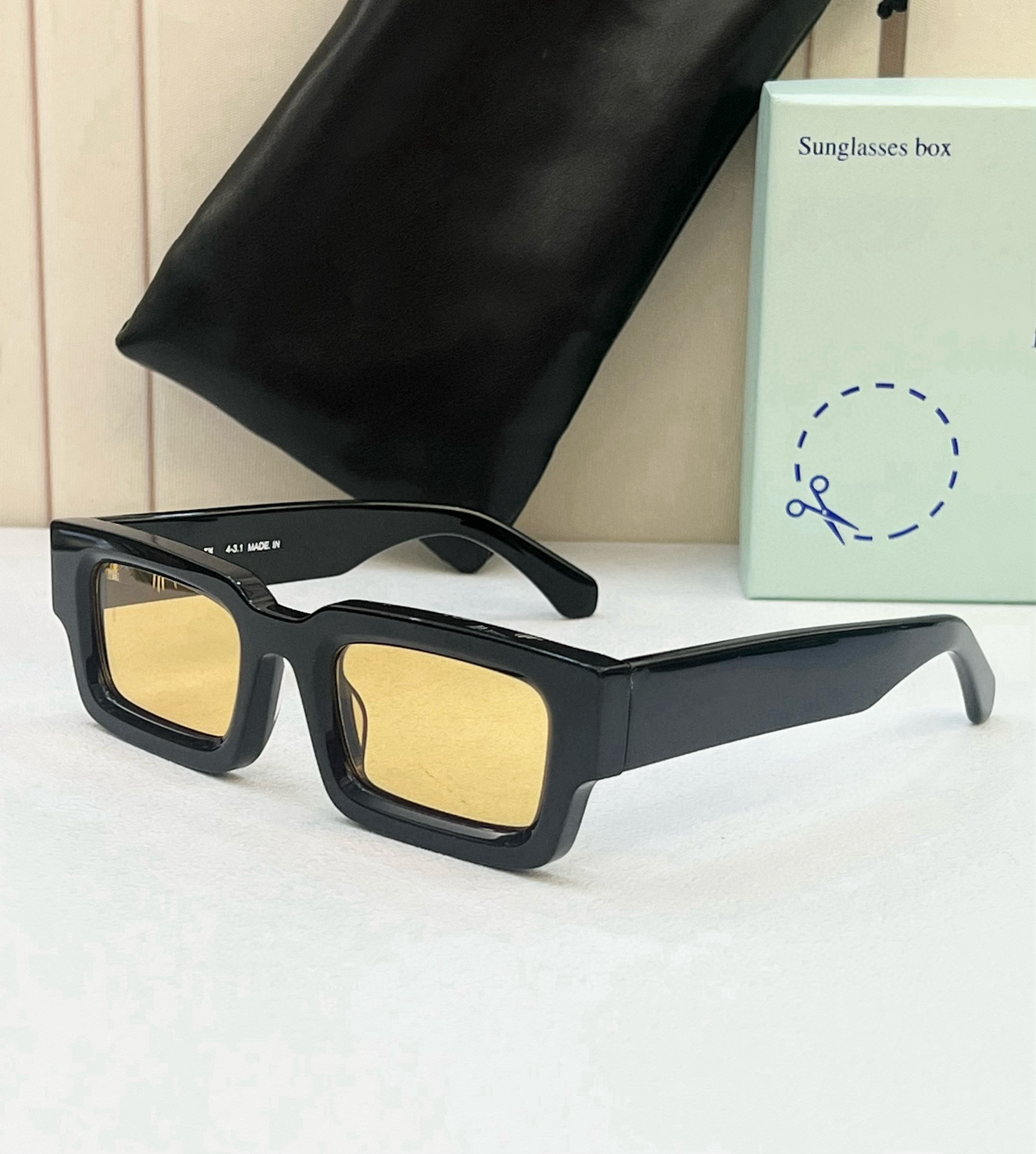Black Frame Yellow Film