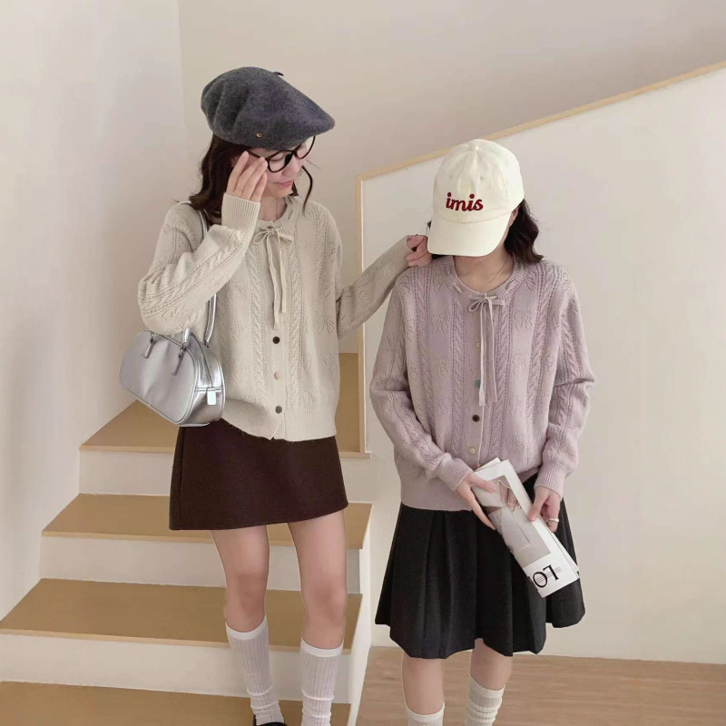 甜美蝴蝶结镂空休闲百搭针织开衫女新款百搭洋气减龄短袖t恤上衣|undefined