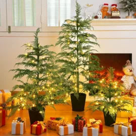 圣诞树;圣诞球;圣诞装饰品