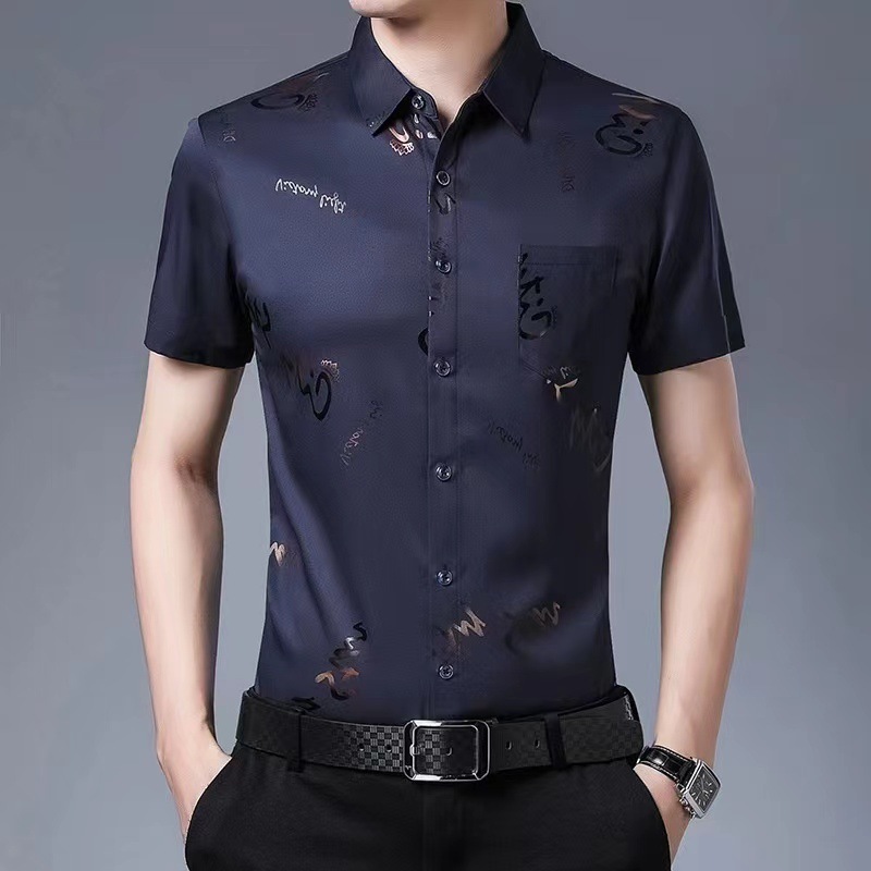 Nueva camisa floral de media manga para hombre de verano de seda de hielo sin planchar camisa de manga corta de moda para hombre camisa floral de solapa superior