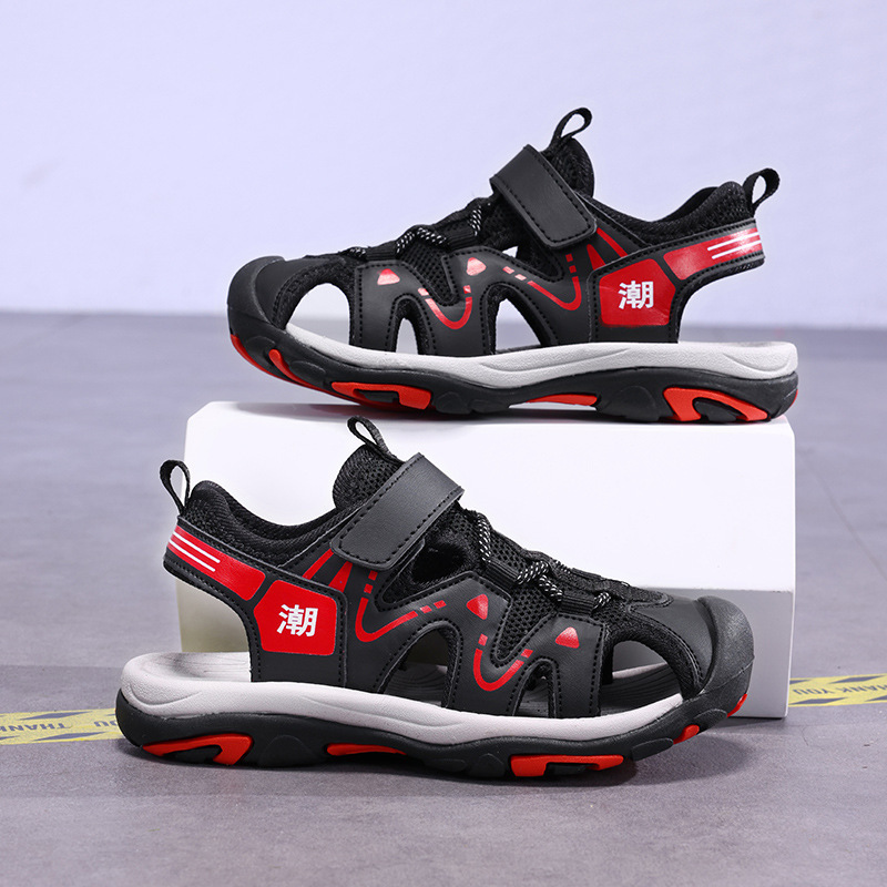 Sandalias deportivas para niños Baotou suela suave zapatos ligeros para niños 2025 verano nuevo estilo sandalias para niñas medianas y grandes transfronterizas