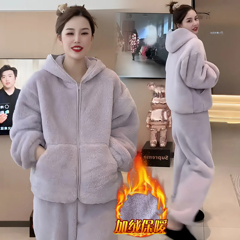 Customized Winter New Fashion Coral Fleece Pajamas for Women, Korean Style Loose-Fitting, Thickened, Two-Piece Loungewear
