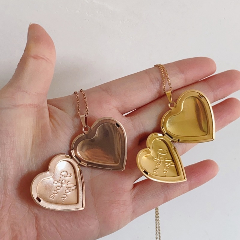 9g Weight Ion Plating (IP) Gold Plating Process 18K Gold Plated Rose Gold Plated White Gold Plated 316 Stainless Steel Titanium Steel Ion Plating (IP) Letter Heart Shape IG Style Locket Necklace For Unisex