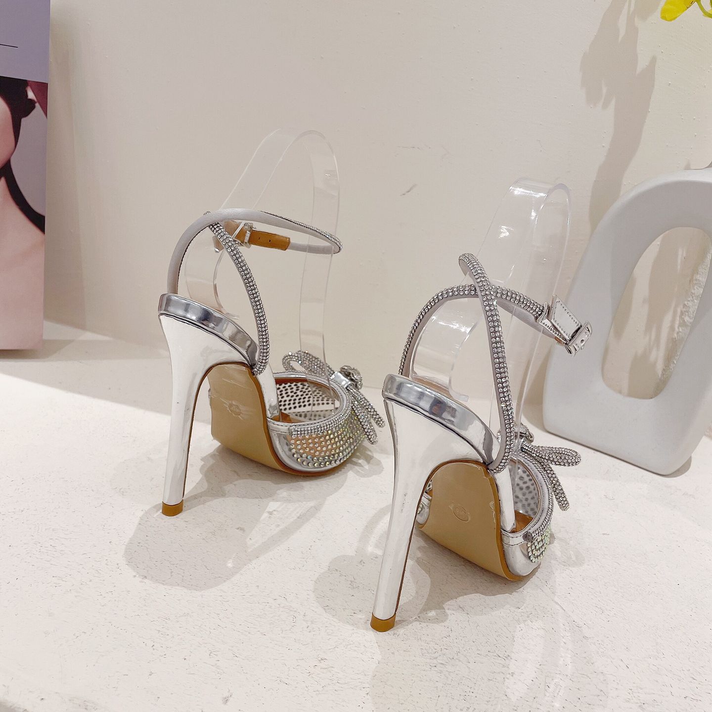 Sandals Image 16