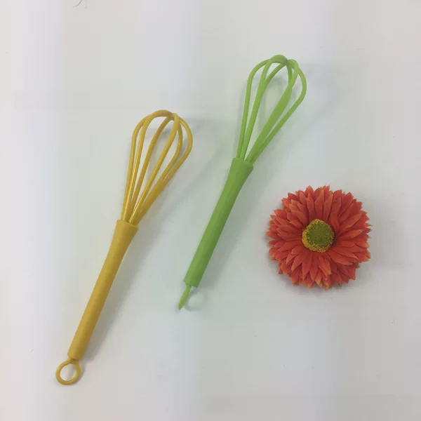 Plastic mini egg beater and noodle blender kitchen baking tools small gift factory wholesale