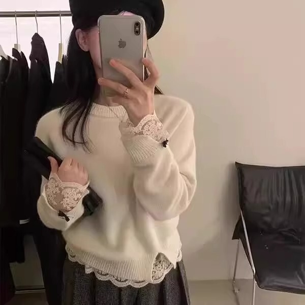 Korean Style Lace Stitching Knitted Sweater Women's 2025 Winter New Design Warm and Soft Style Chic Top Base Shirt Korean Style Lace Stitching Knitted Sweater Women's 2025 Winter New Design Warm and Soft Style Chic Top Base Shirt