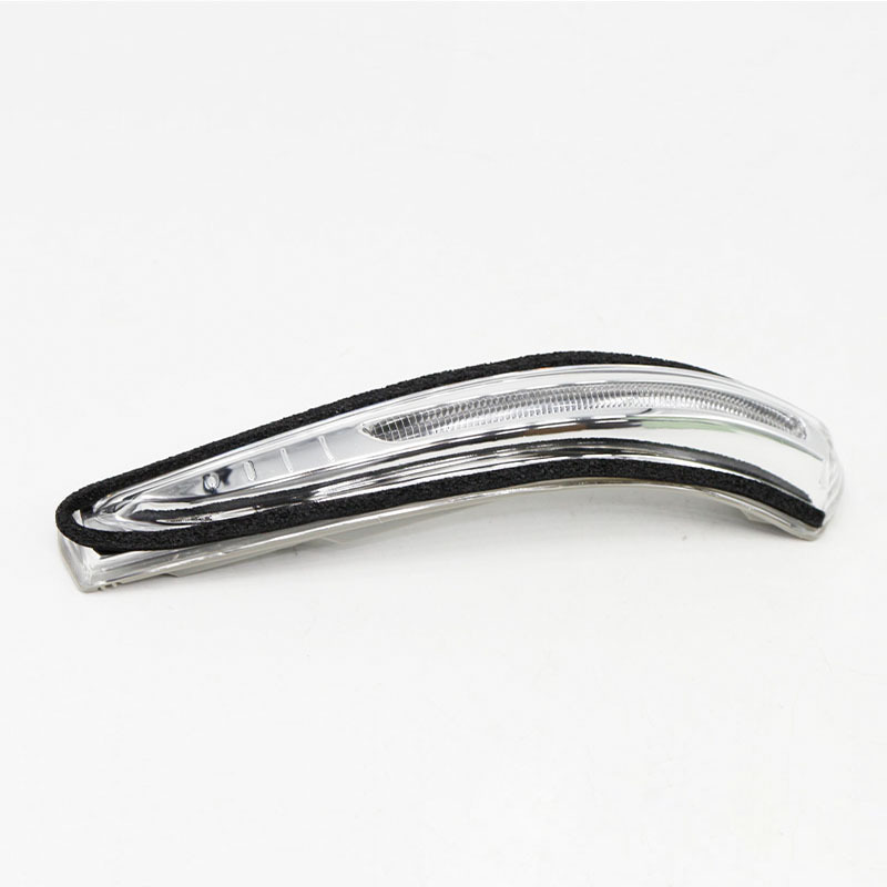 876232W000 is suitable for Hyundai Santa Fe Sport 2013-2015 right rearview mirror turn signal light