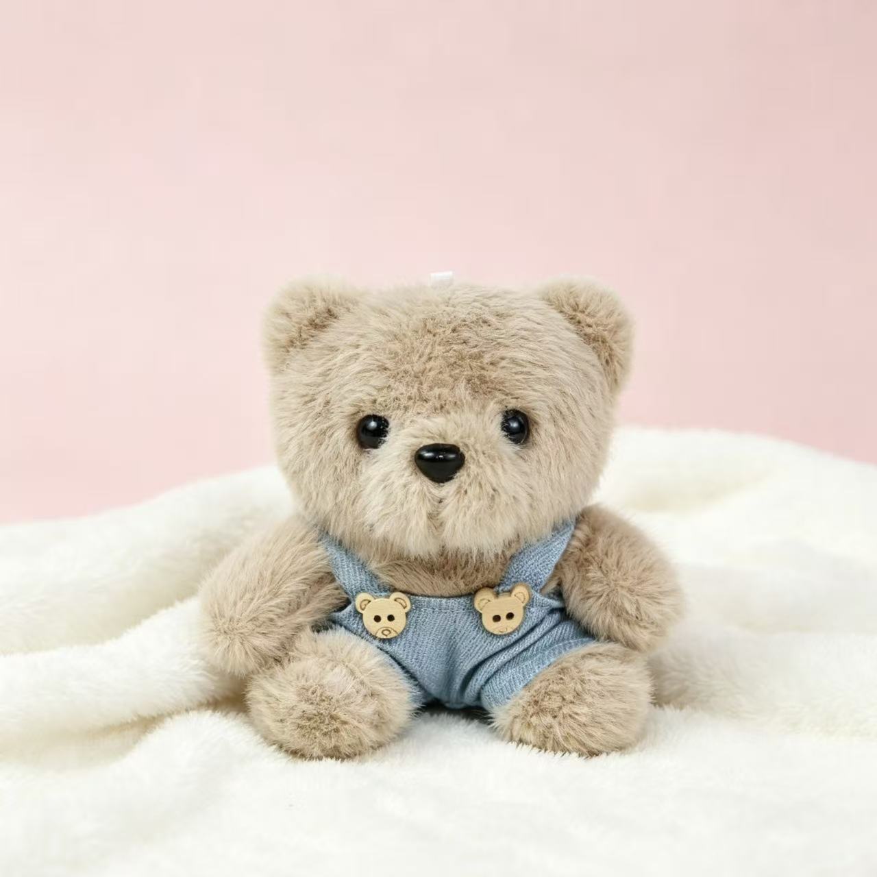 Vestido osos llaveros muñecas de peluche camisetas pantalones mochila colgante pequeño regalo colgante muñeca de peluche