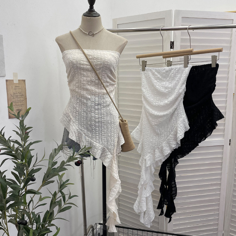 리얼 샷 홀리데이 스타일 레이스 튜브 탑 불규칙한 러플 스트랩 랩 가슴 주름 조끼 민소매 탑 8076