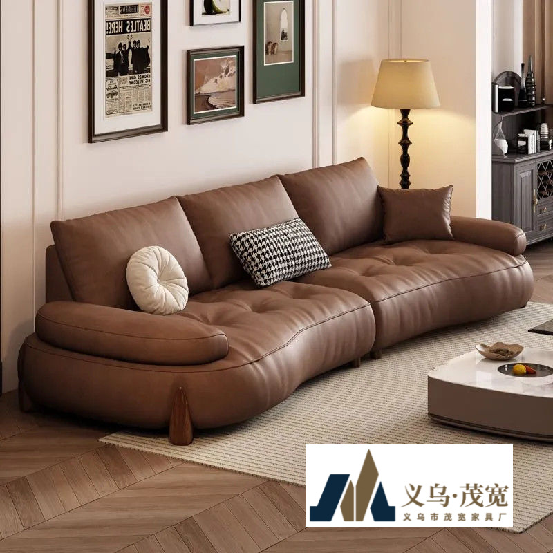 First-Layer Leather Sofa, Large and Small Living Room, Designer Retro-Style Curved Leather Solid Wood Sofa