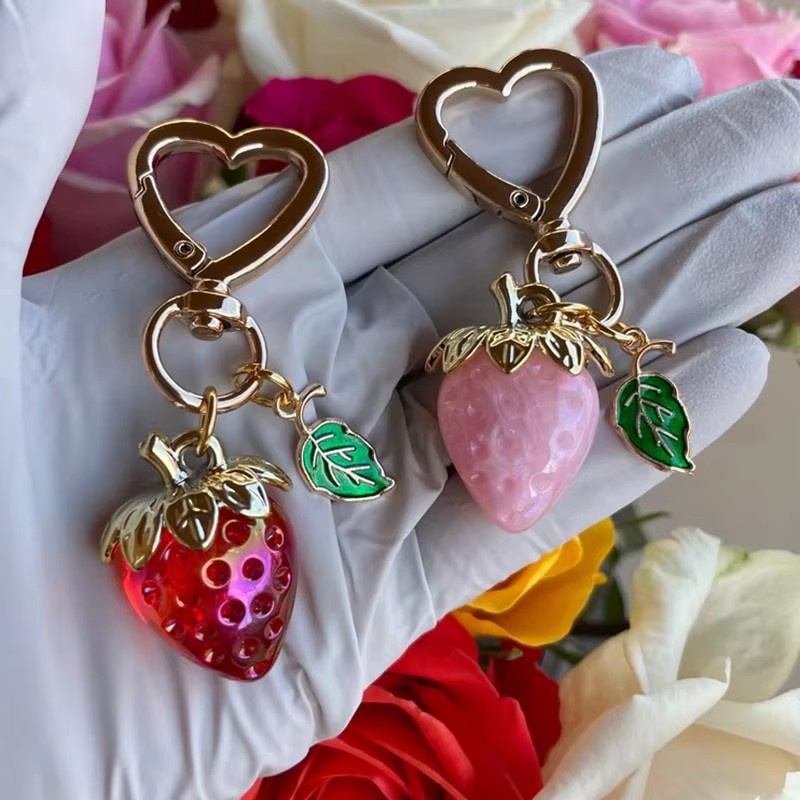 Keychain Classification 1 Piece Quantity 1 Piece Bag Peach Cherry Keychain Alloy Resin Women's Couple Cute Sweet Keychain