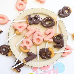 ��ͨ�͹ŷ�ɫ�ɿ������������0-9����Ϟ�T���յ��⿧��ɫ�b�