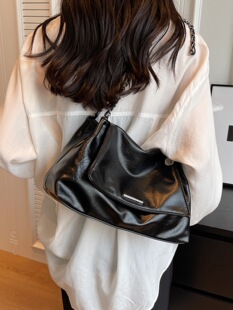 Capacious underarm bag, shoulder bag, handheld one-shoulder bag, french style