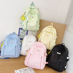 書包女大學生小眾設計泡泡格雙肩包2023新款休閒大容量日系學生包
